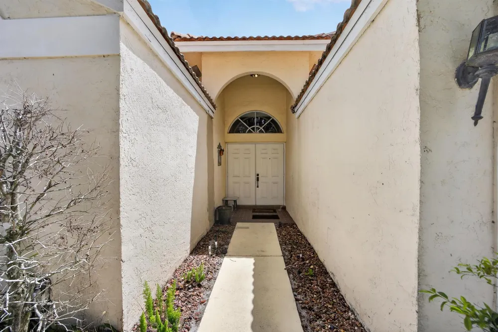 10870 Old Bridgeport Lane Boca Raton, FL 33498