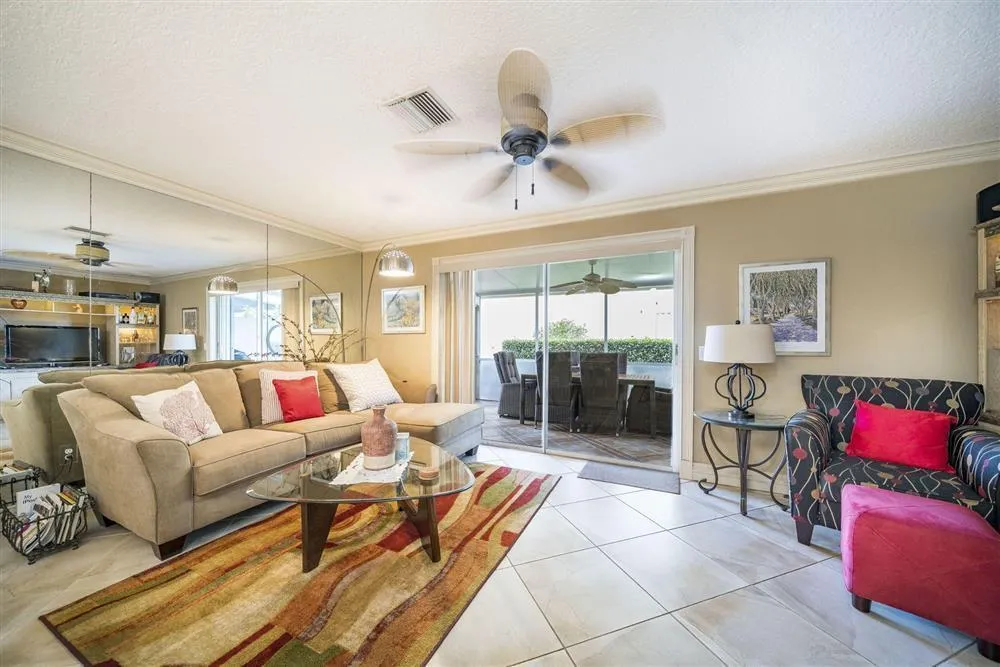338 Waterside Drive Hypoluxo, FL 33462