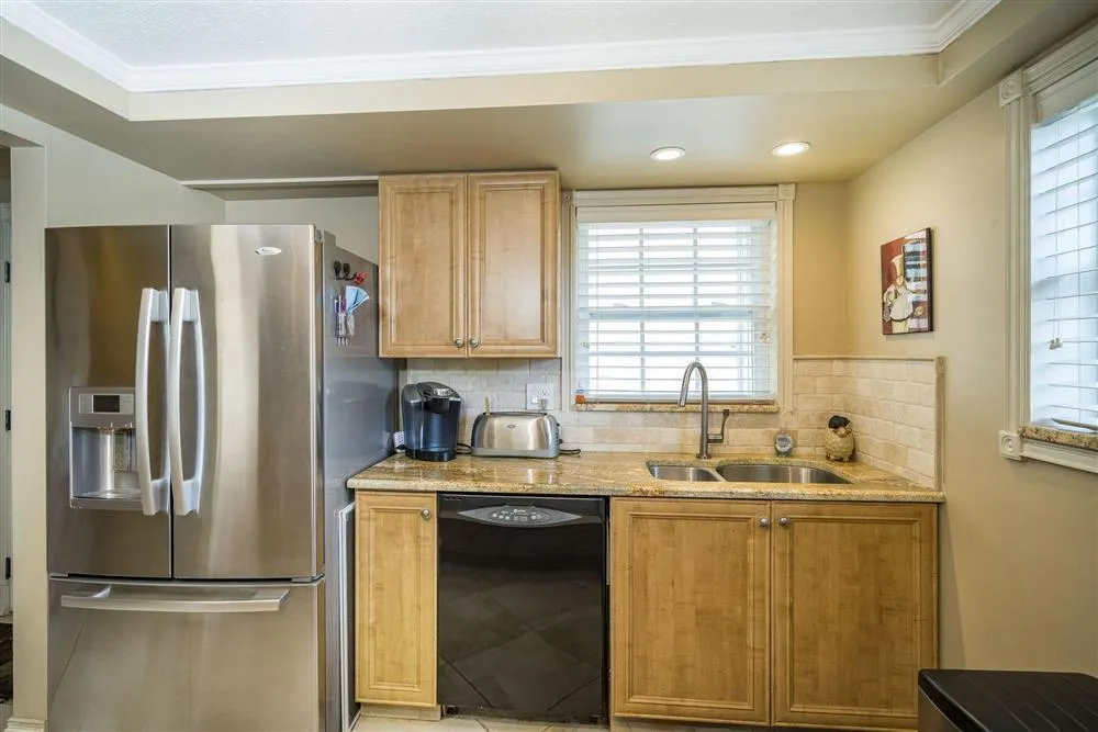 338 Waterside Drive Hypoluxo, FL 33462