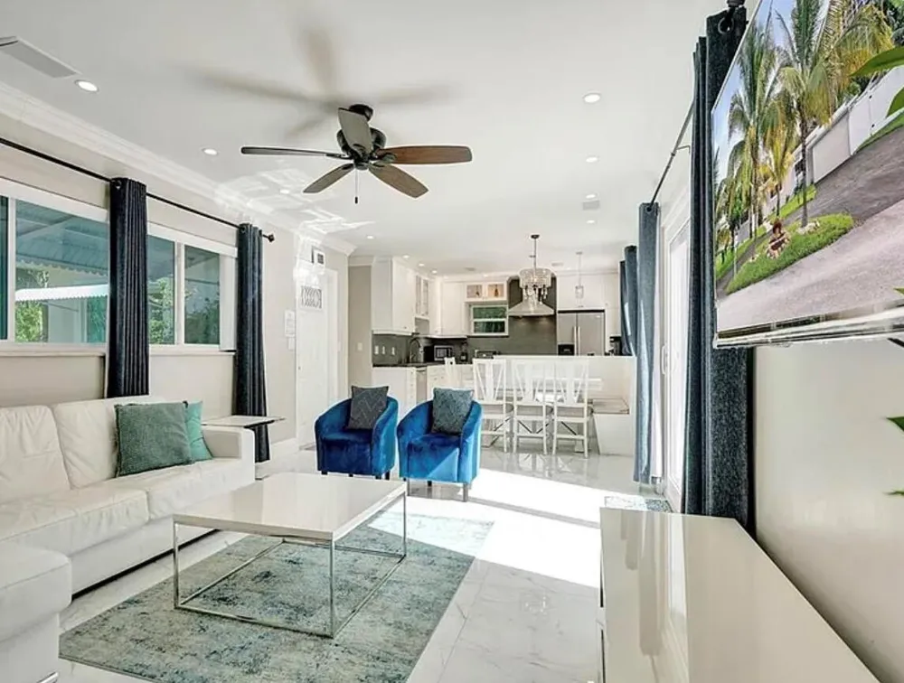 1760 Bel Air Avenue Lauderdale By The Sea, FL 33062