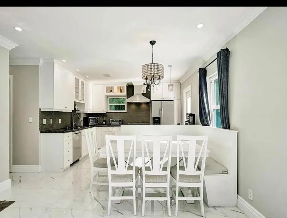 1760 Bel Air Avenue Lauderdale By The Sea, FL 33062