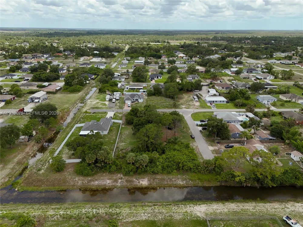 3105 BRIAN AVE S Lehigh Acres, FL 33976