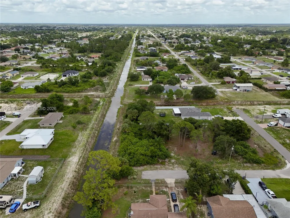 3105 BRIAN AVE S Lehigh Acres, FL 33976