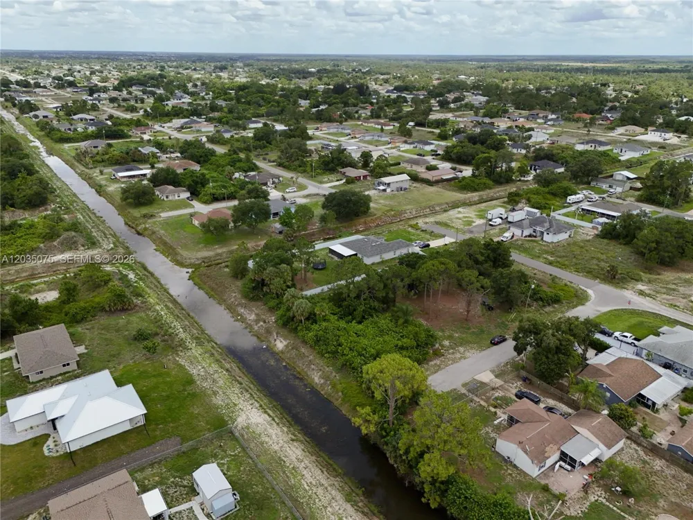 3105 BRIAN AVE S Lehigh Acres, FL 33976