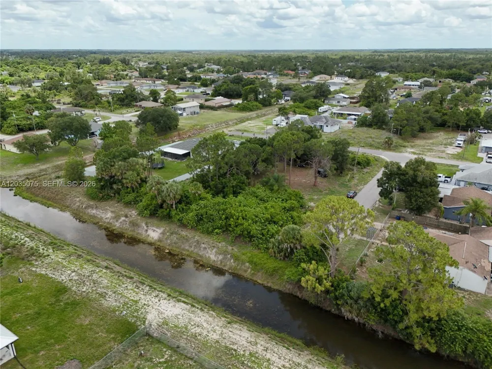 3105 BRIAN AVE S Lehigh Acres, FL 33976