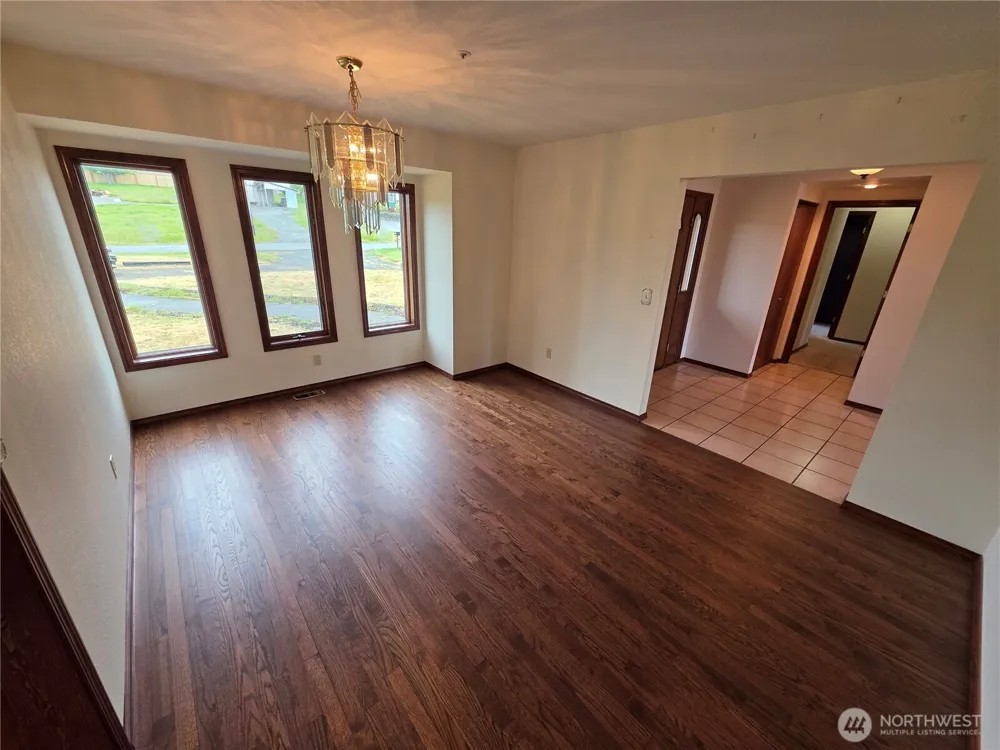 1133 Olympus Avenue Port Angeles, WA 98362