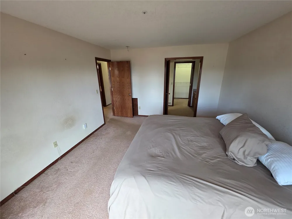 1133 Olympus Avenue Port Angeles, WA 98362