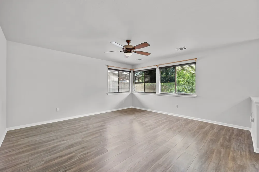 448 Tobin Drive Buda, TX 78610