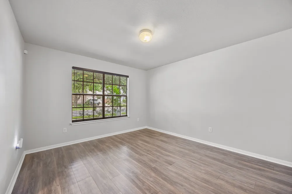 448 Tobin Drive Buda, TX 78610