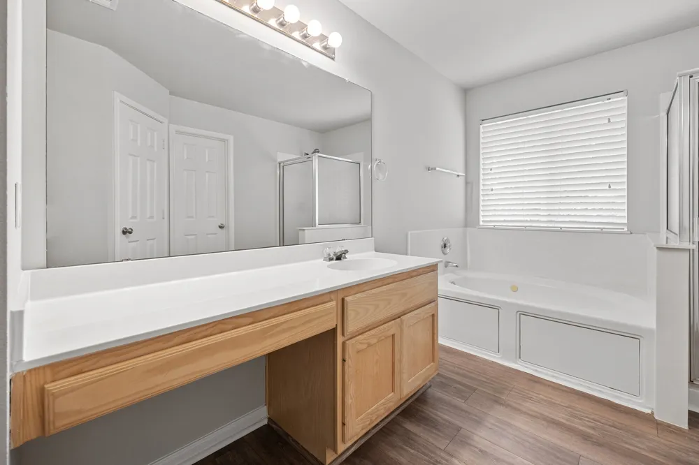 448 Tobin Drive Buda, TX 78610