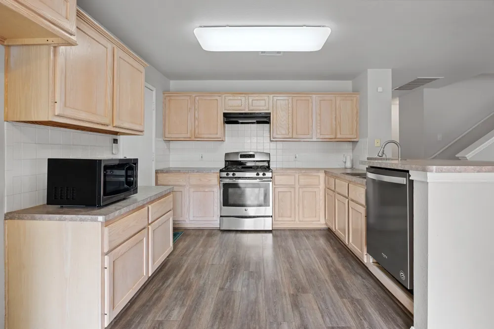 448 Tobin Drive Buda, TX 78610