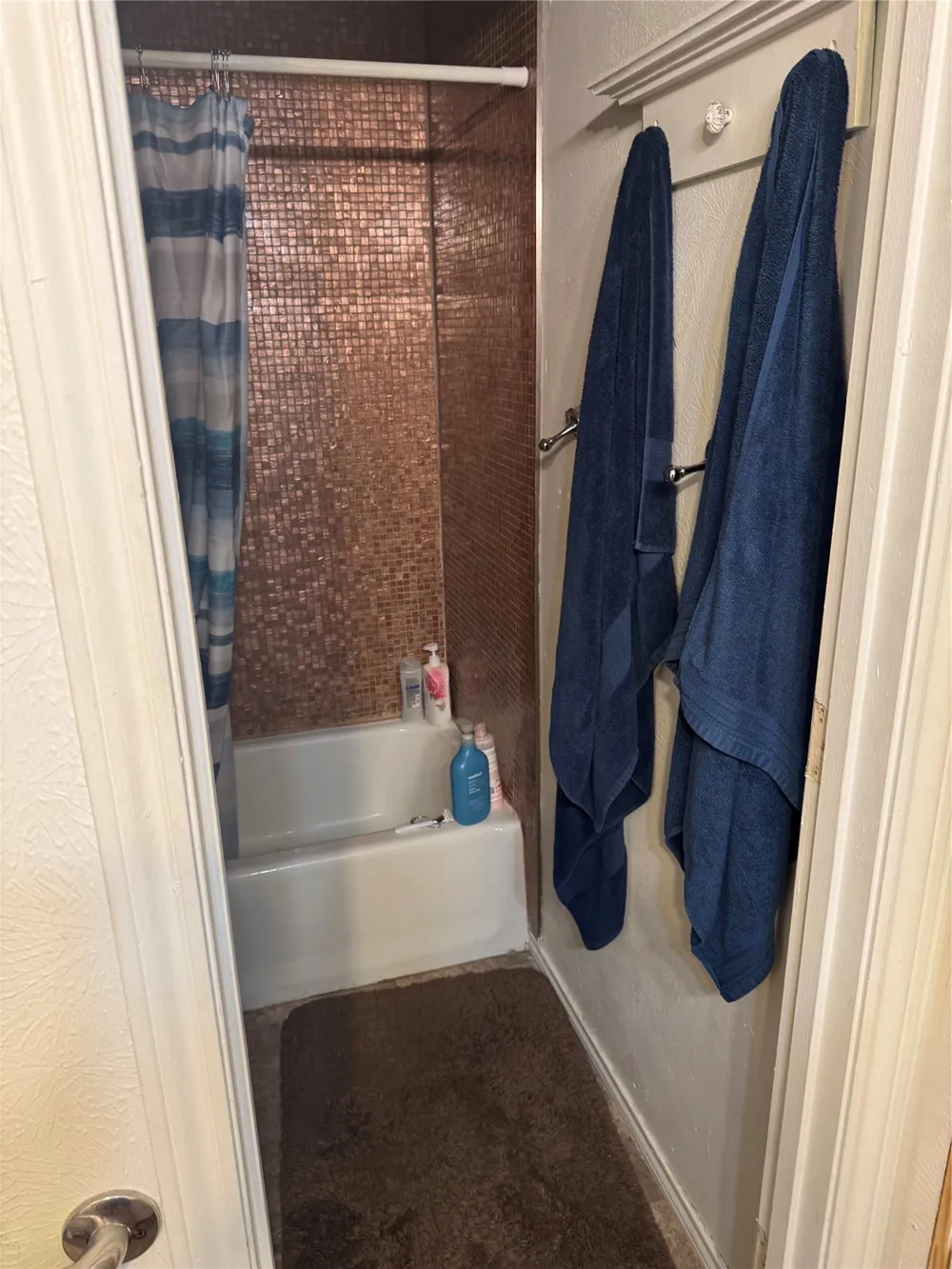 102 Cedar Street Celeste, TX 75423