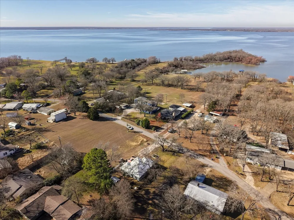 681 Briggs Boulevard East Tawakoni, TX 75472