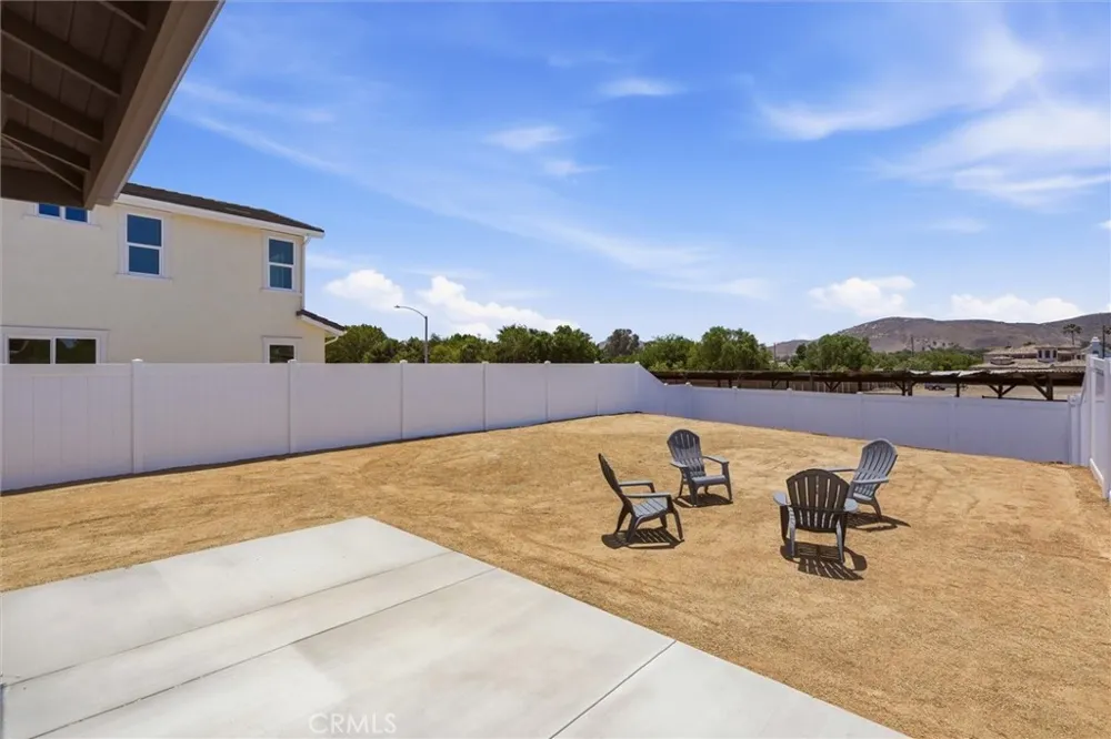 5824 Persepolis Ct Riverside, CA 92505