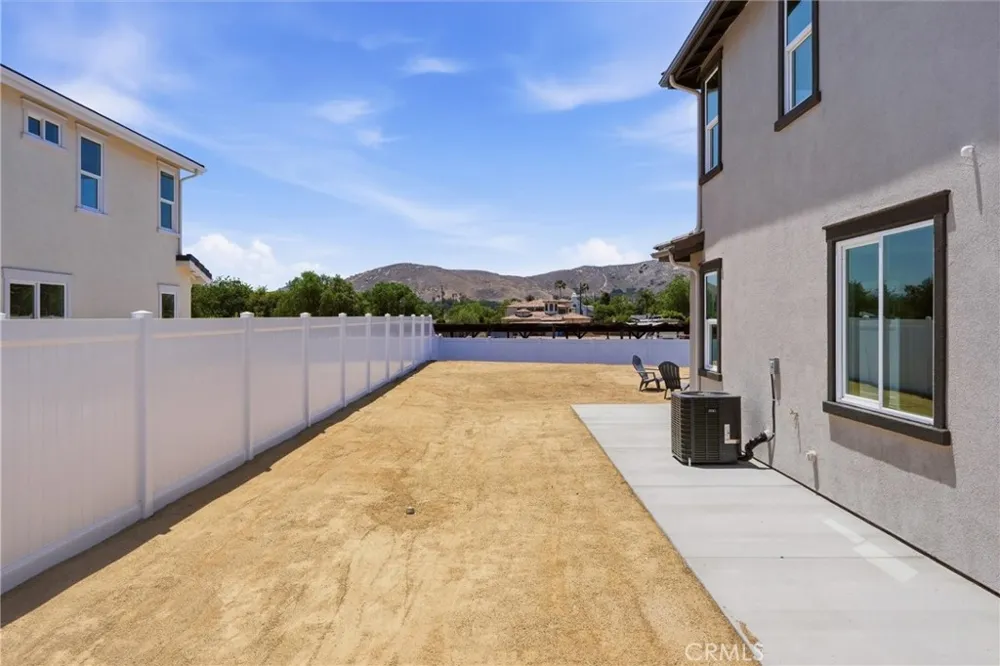 5824 Persepolis Ct Riverside, CA 92505