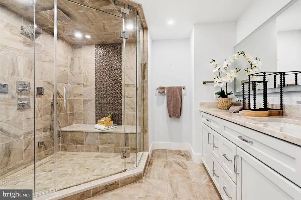 1300 CRYSTAL DRIVE #606S Arlington, VA 22202