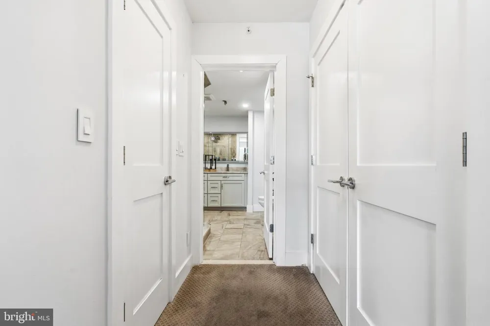 1300 CRYSTAL DRIVE #606S Arlington, VA 22202