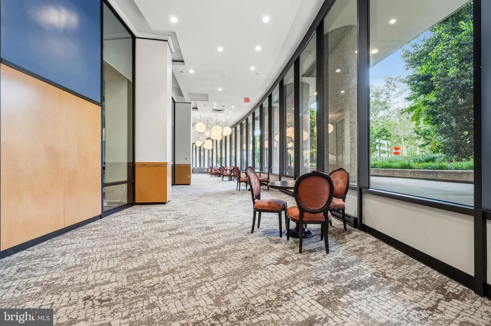 1300 CRYSTAL DRIVE #606S Arlington, VA 22202
