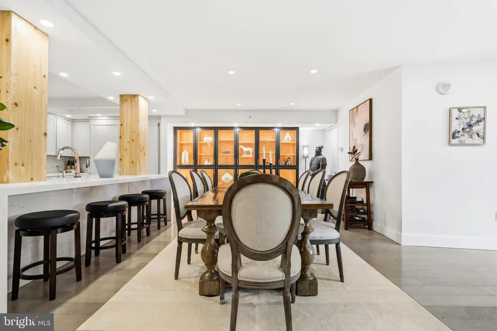 1300 CRYSTAL DRIVE #606S Arlington, VA 22202