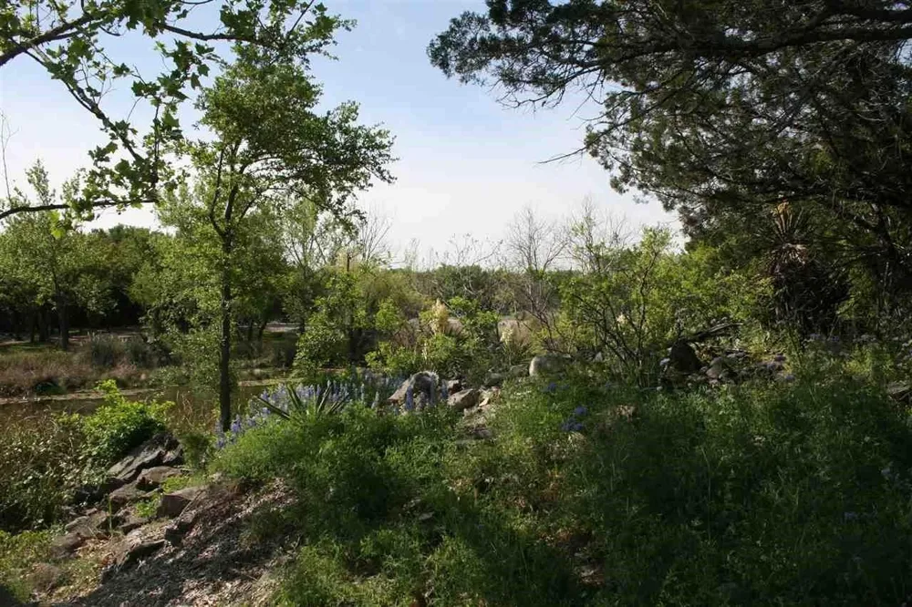 13042 Branding Iron Horseshoe Bay, TX 78657