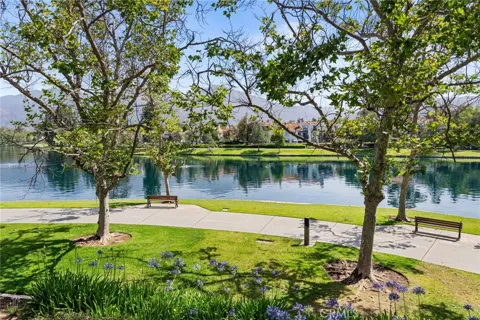 169 Montana Del Lago Drive