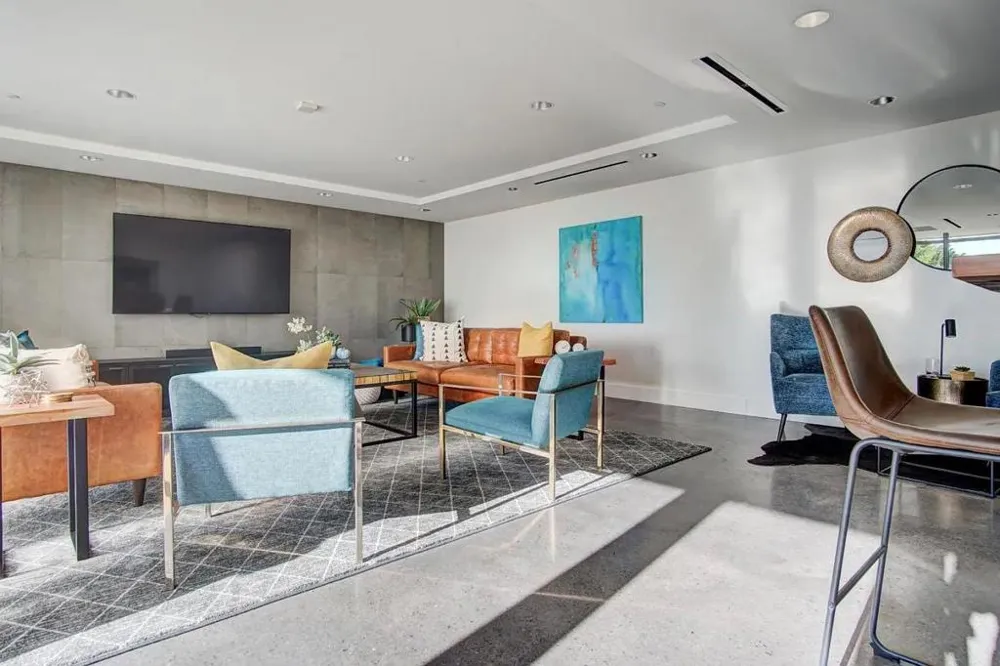 88 E San Fernando Street #1406 San Jose, CA 95113