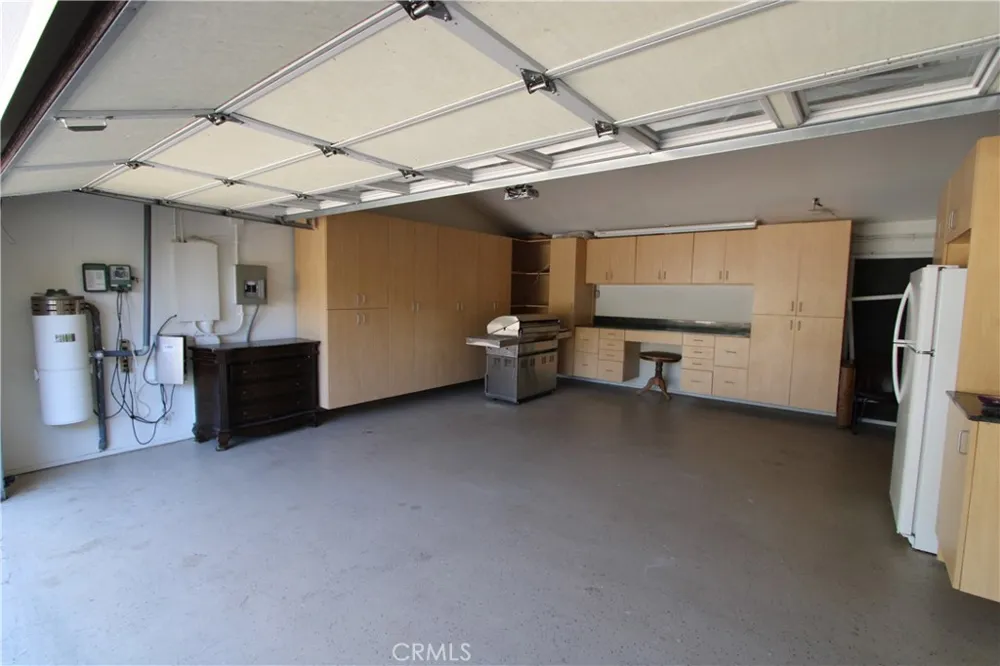 3694 Berwick Drive La Canada Flintridge, CA 91011