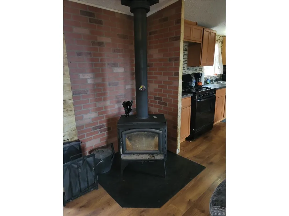 452 Agate Lane Alamosa, CO 81101