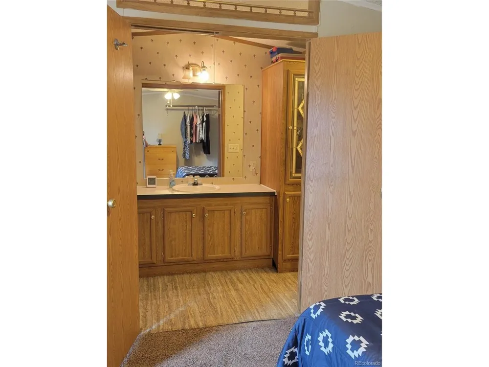 452 Agate Lane Alamosa, CO 81101