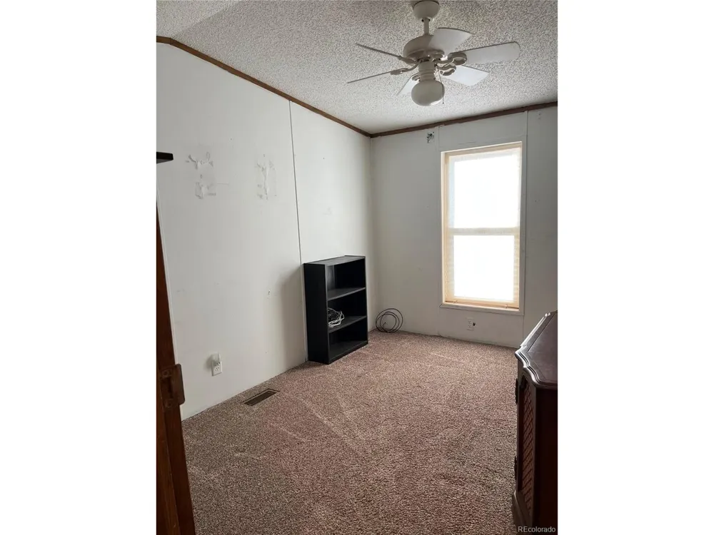 452 Agate Lane Alamosa, CO 81101