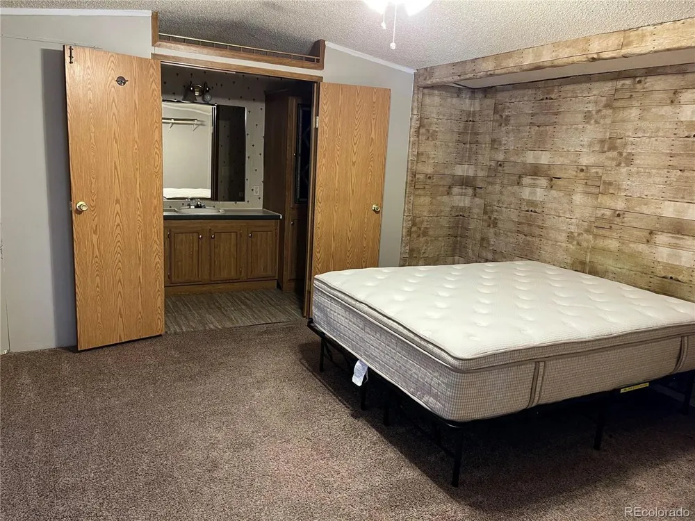 452 Agate Lane Alamosa, CO 81101