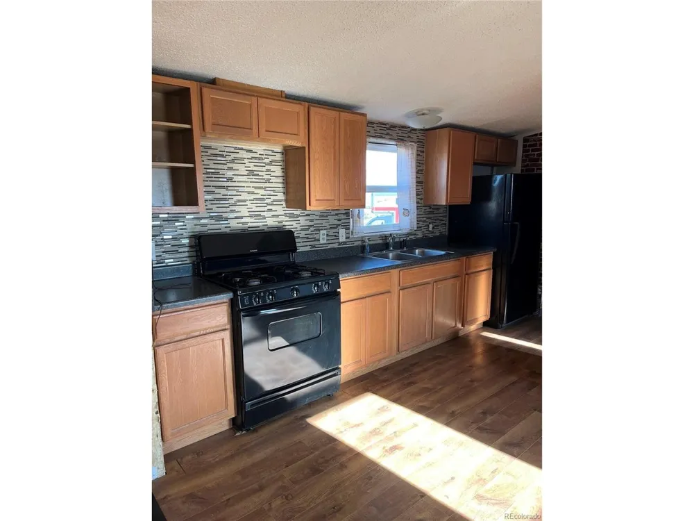 452 Agate Lane Alamosa, CO 81101