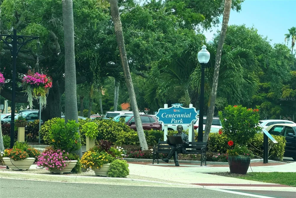 707 W VENICE AVENUE #707B Venice, FL 34285