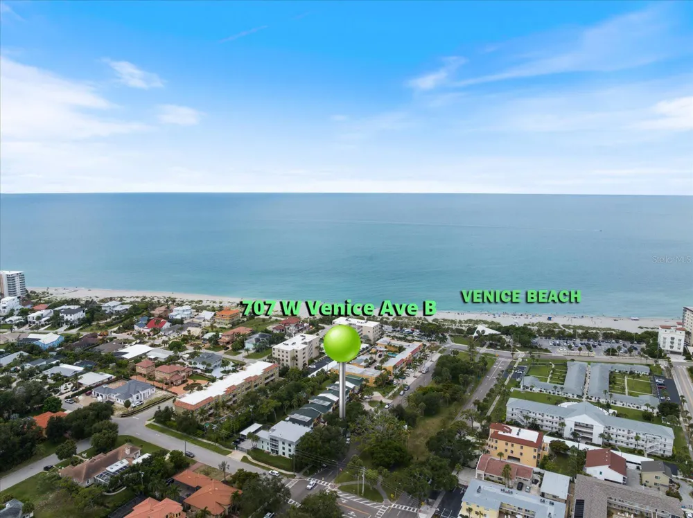 707 W VENICE AVENUE #707B Venice, FL 34285