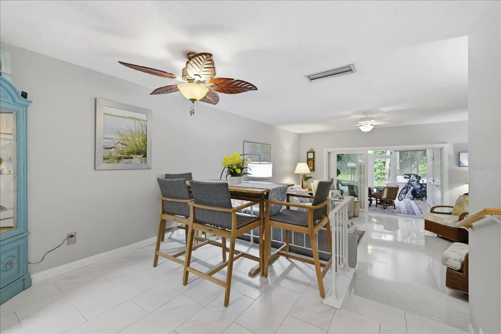 707 W VENICE AVENUE #707B Venice, FL 34285