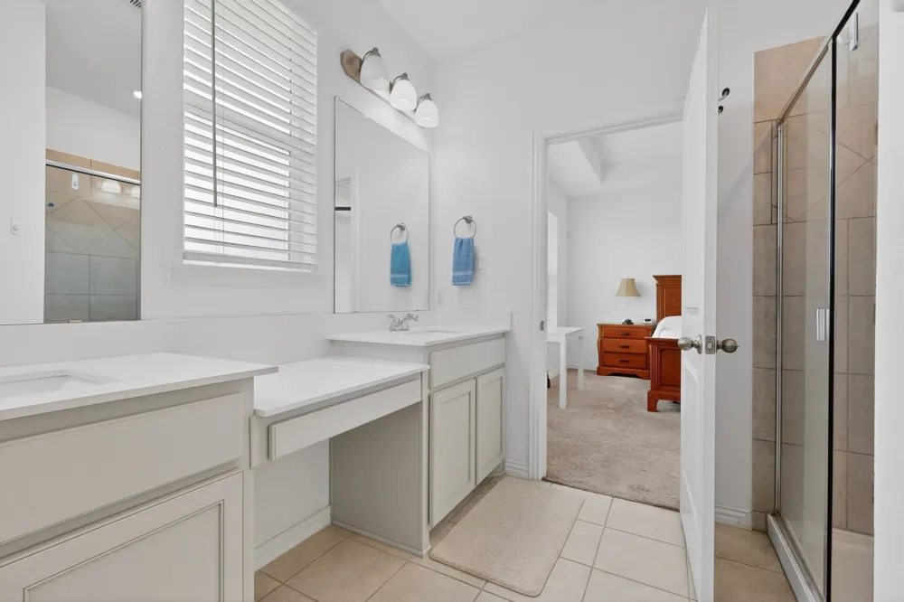 2721 Burr Oak Road Oak Ridge, TX 75161