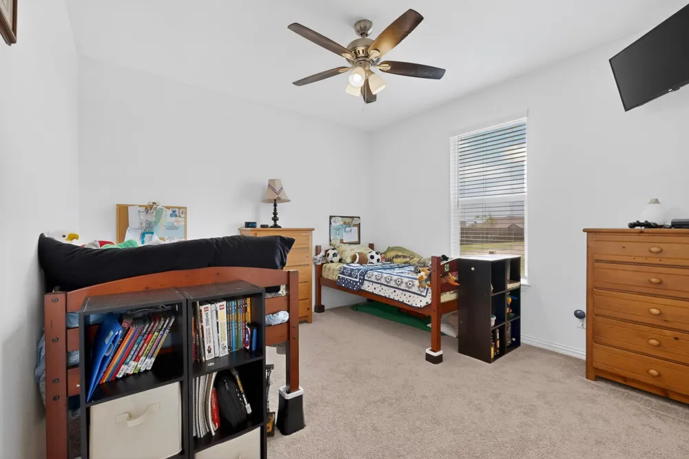 2721 Burr Oak Road Oak Ridge, TX 75161