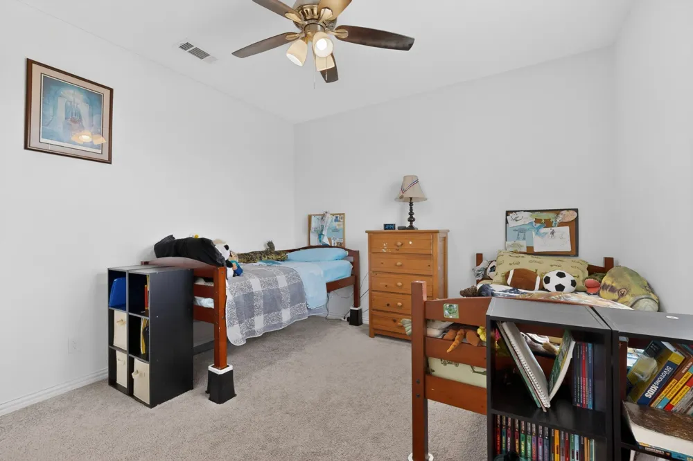 2721 Burr Oak Road Oak Ridge, TX 75161