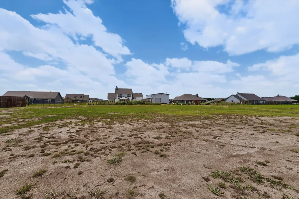 2721 Burr Oak Road Oak Ridge, TX 75161