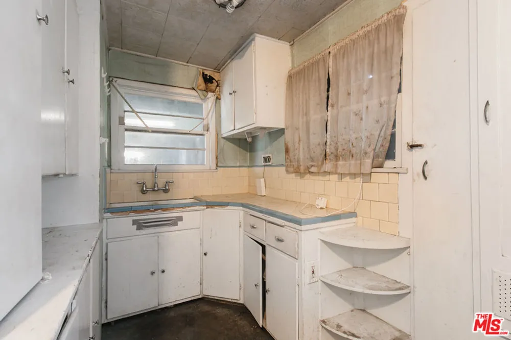 6541 Regent Street Huntington Park, CA 90255