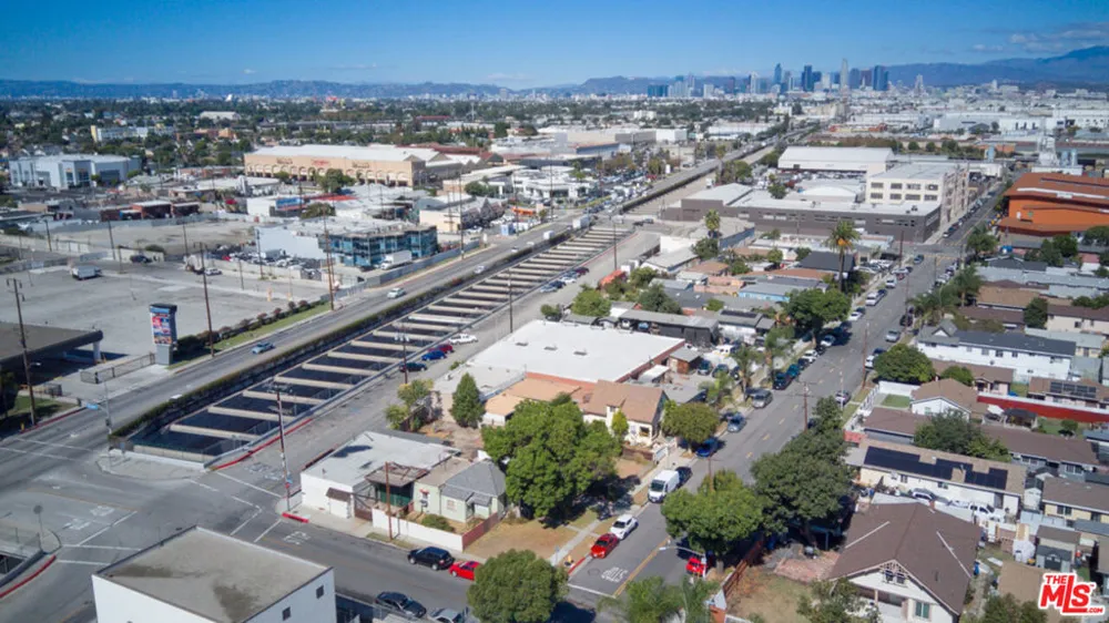 6541 Regent Street Huntington Park, CA 90255