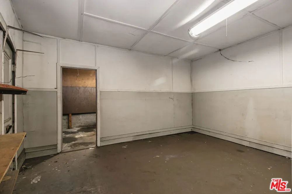 6541 Regent Street Huntington Park, CA 90255