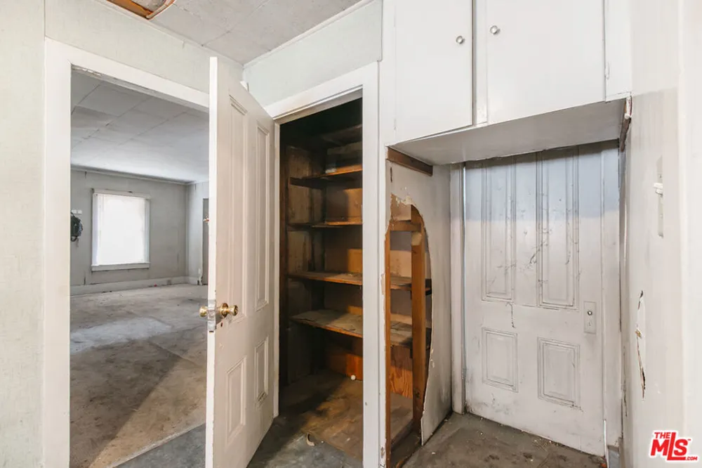 6541 Regent Street Huntington Park, CA 90255