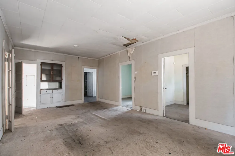 6541 Regent Street Huntington Park, CA 90255