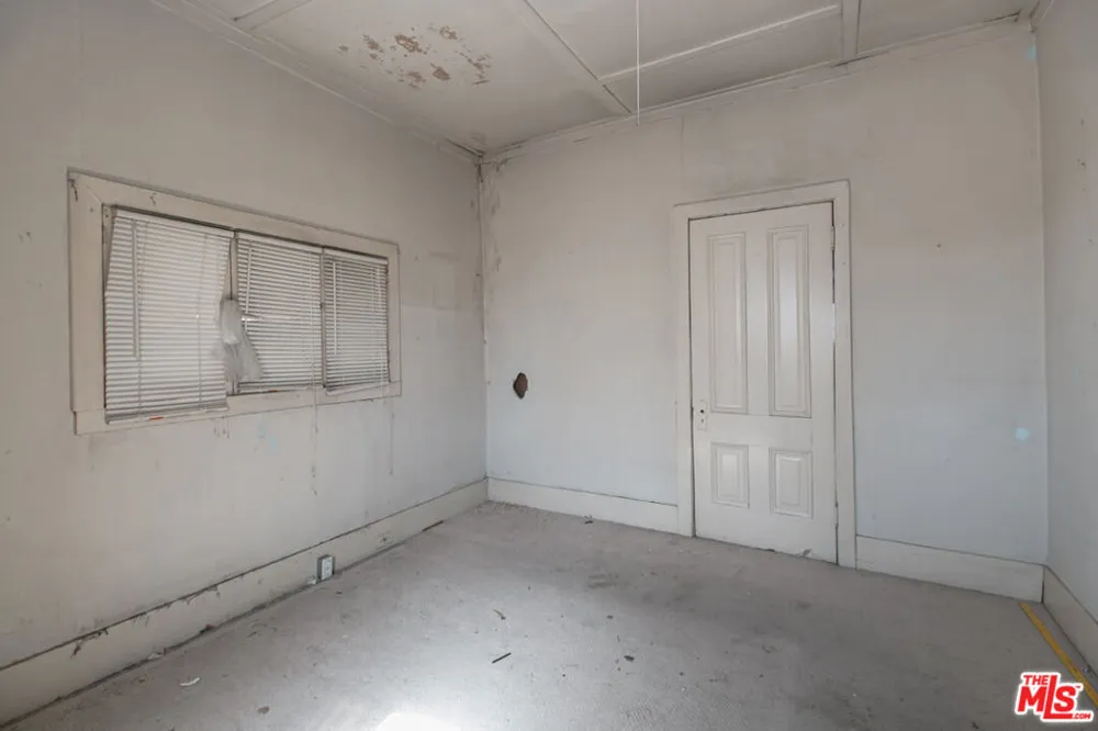 6541 Regent Street Huntington Park, CA 90255