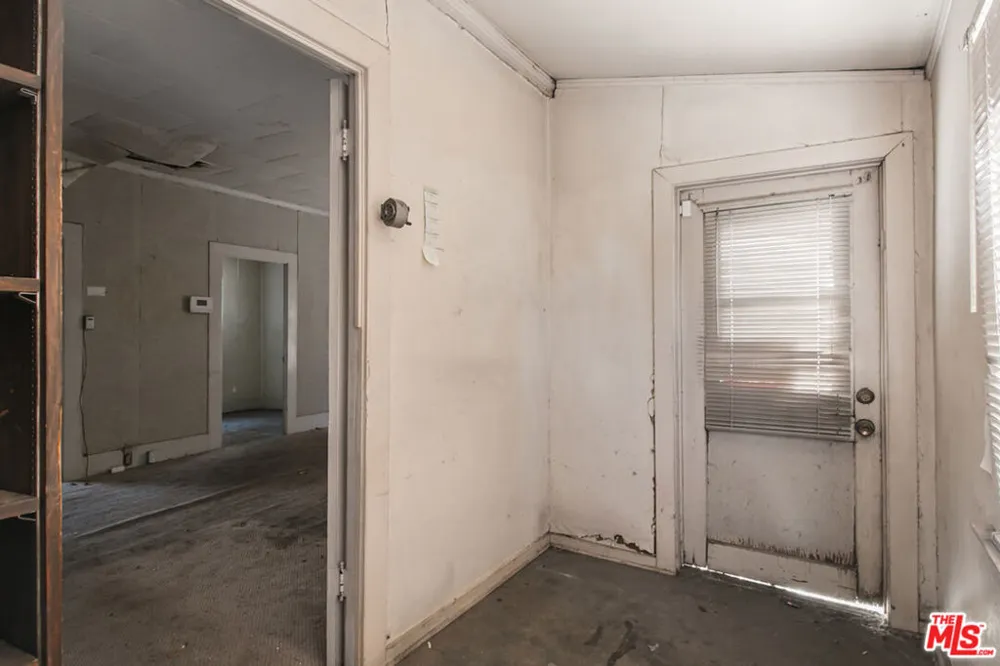 6541 Regent Street Huntington Park, CA 90255