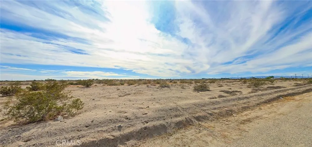 1079 Sea Haven Avenue Thermal, CA 92274