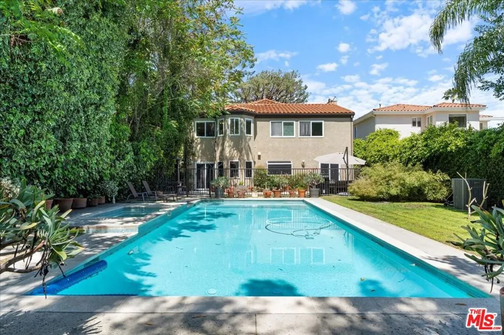 12834 Landale Street Studio City, CA 91604