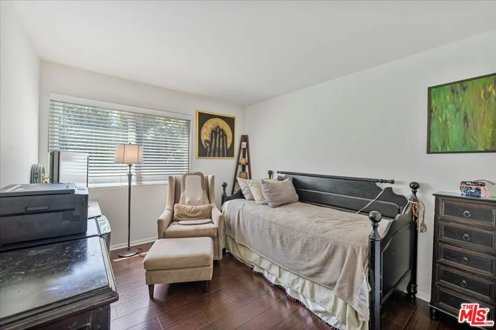 12834 Landale Street Studio City, CA 91604