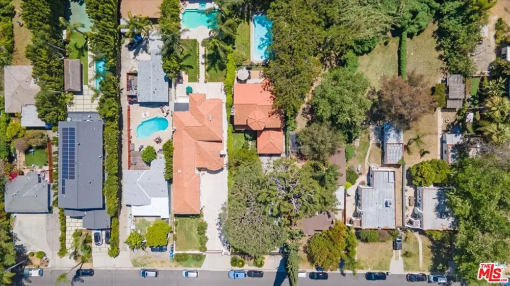 12834 Landale Street Studio City, CA 91604